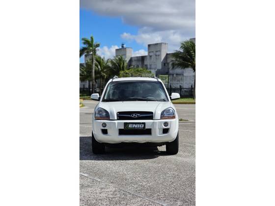 HYUNDAI TUCSON 2.0 MPFI GLS 16V 143CV 2WD FLEX 4P AUTOMÁTICO HYUNDAI TUCSON 2.0 MPFI GLS 16V 143CV 2WD FLEX 4P AUTOMÁTICO